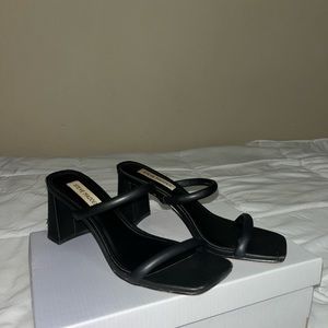 Steve Madden kitten heels
